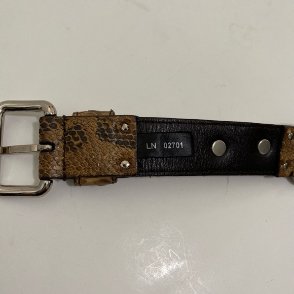 Prada Crocodile Made In Italy Ln 02701 Belt Size 2’ X 38’ APPROX MEASURES - Picture 8 of 13